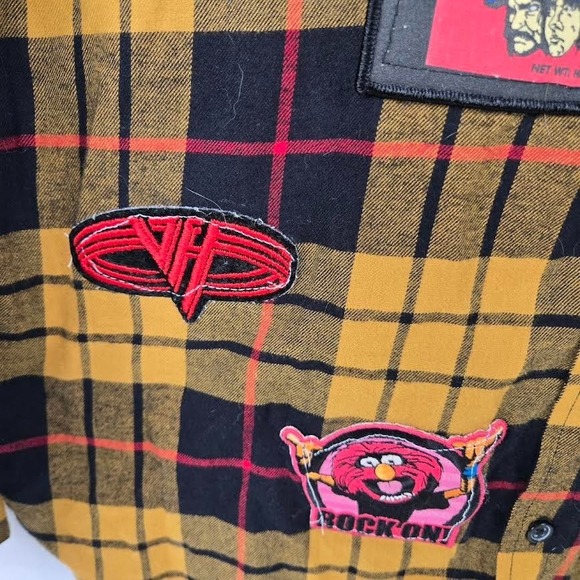Flannel Plaid Shirt M Rock Patches Van Halen Metallica Sublime Beastie Floyd - Picture 6 of 9